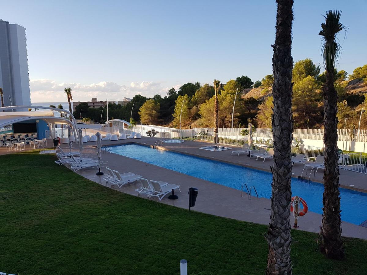 Romero Apartments-Sunset Waves-بينايدورم المظهر الخارجي الصورة