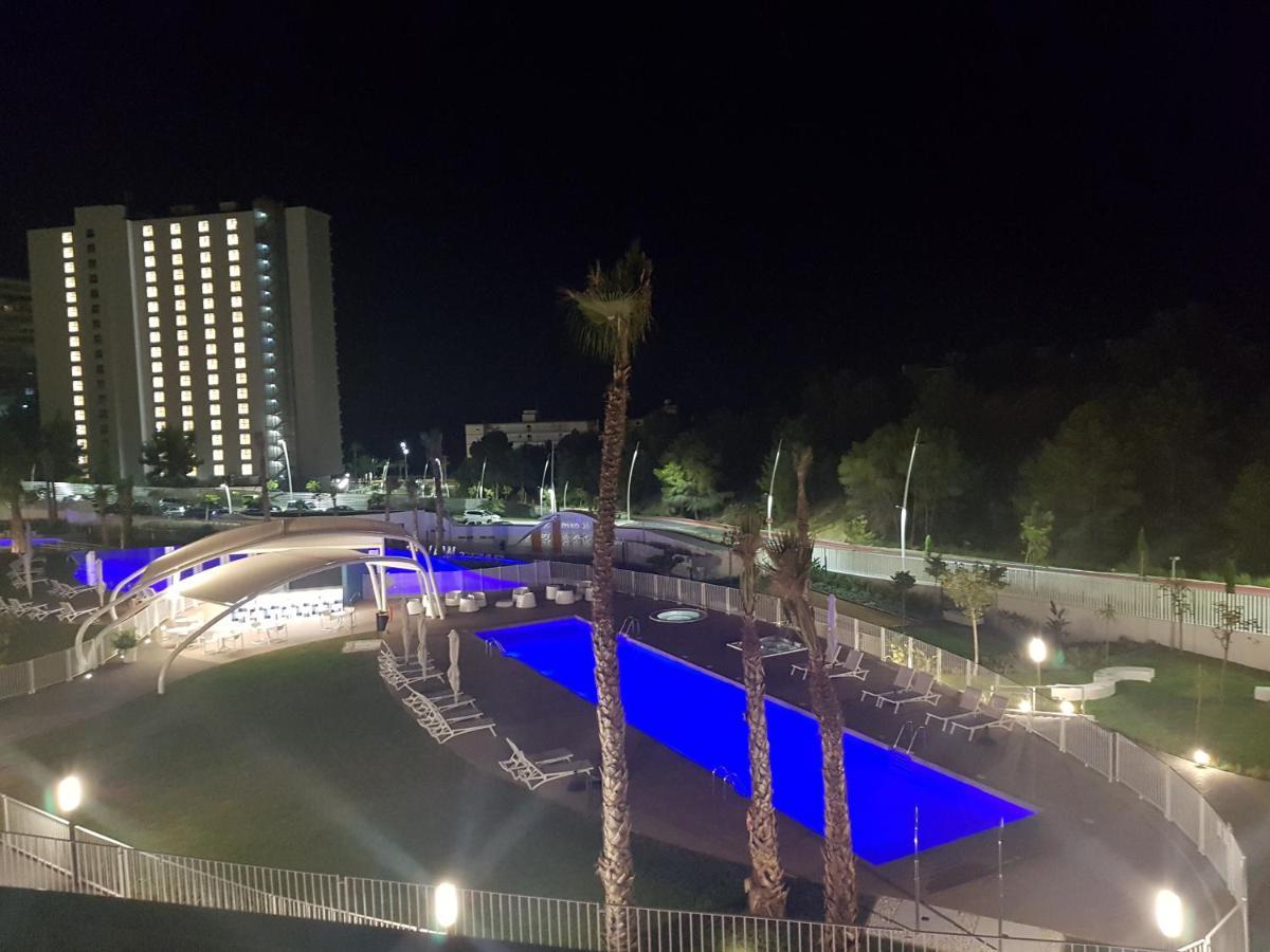 Romero Apartments-Sunset Waves-بينايدورم المظهر الخارجي الصورة
